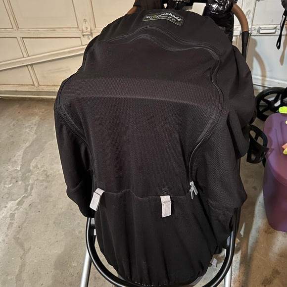 SOLD // Snooze Shade cover - Picture 5 of 7